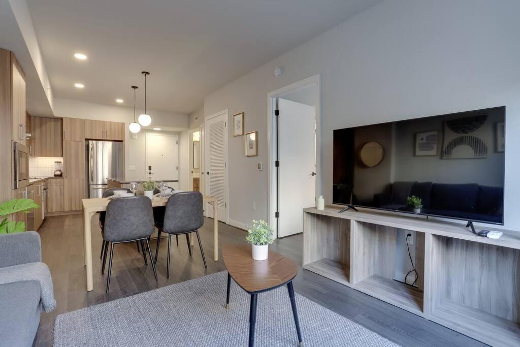 Gorgeous 1 Bedroom At Clarendon With Gym And Rooftop Arlington Exterior photo