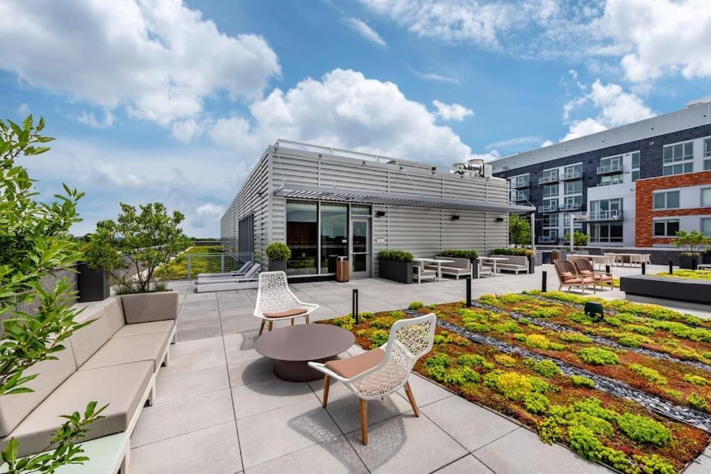Gorgeous 1 Bedroom At Clarendon With Gym And Rooftop Arlington Exterior photo